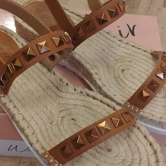 NEW Wild Paid Brown and Bronze Espadrilles Faux Leather 8 - Picture 9 of 9